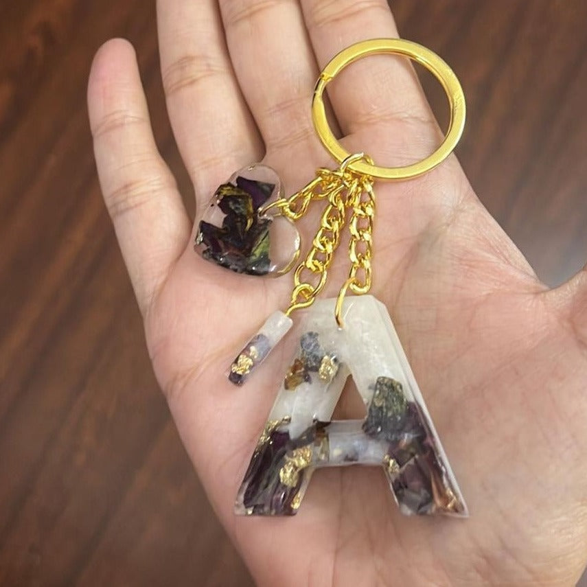 Artistic Alphabet Resin Creative Letter Keychain (flower Preservation)