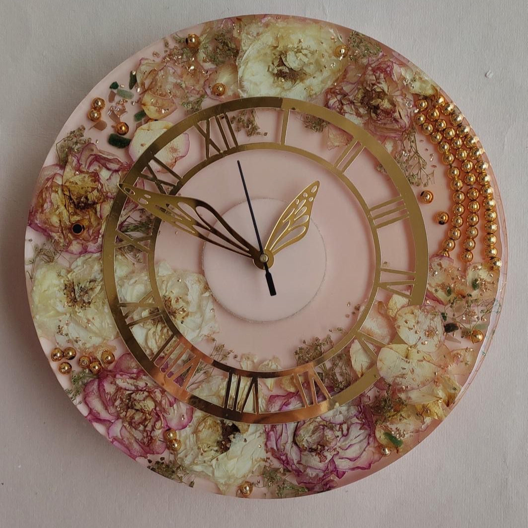 Floral Luminosity Quirky Resin Clock Illuminated with Preserved Flowers and Pearlescent Radiance