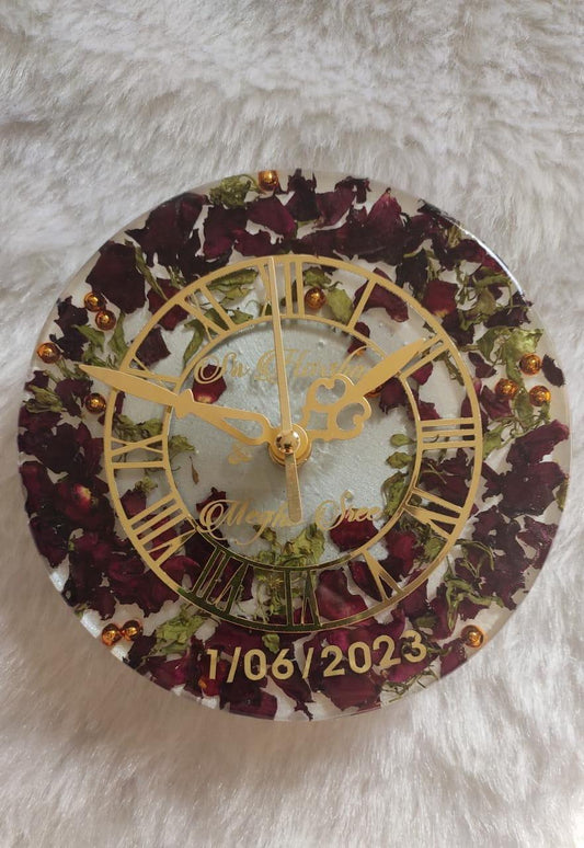Nature's Essence Resin Clock