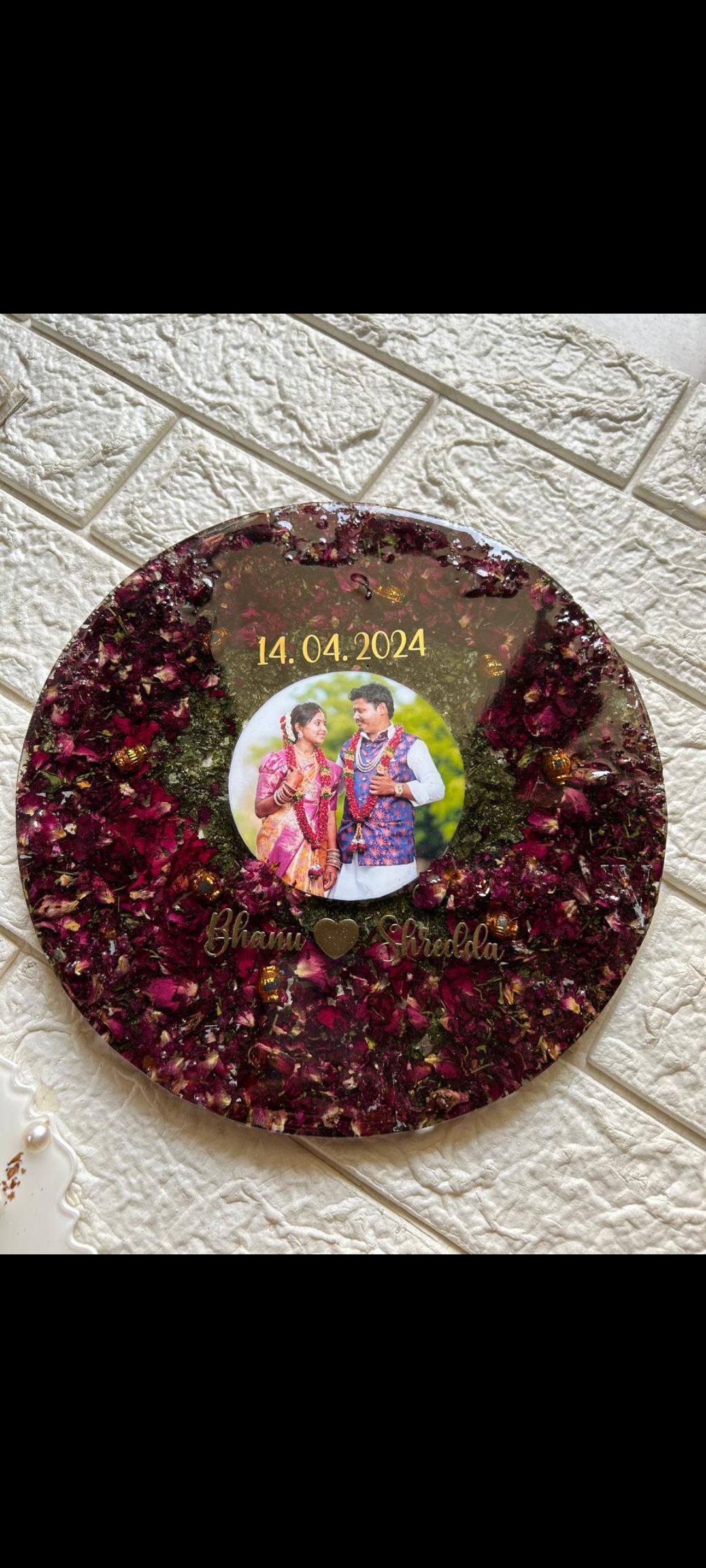 Oval Resin Varmala Preservation Frame