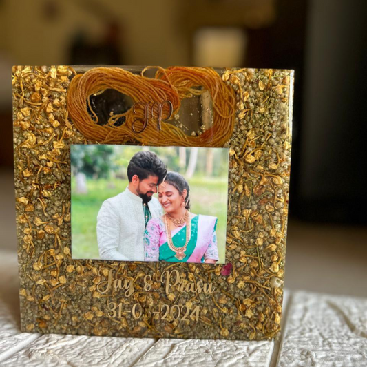 A resin keepsake