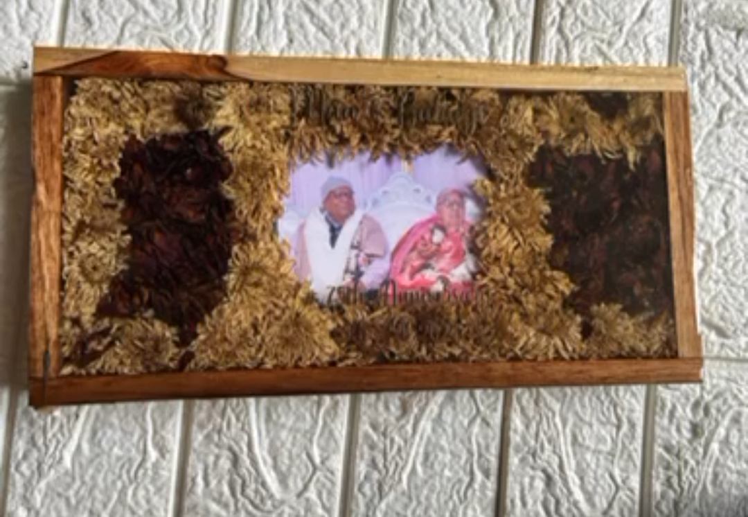 Resin Photo Frame with Anniversary Inscription