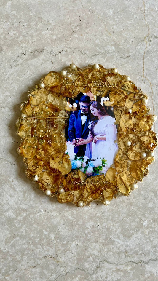 Ayushi & Shashank Varmala Circle Keepsake