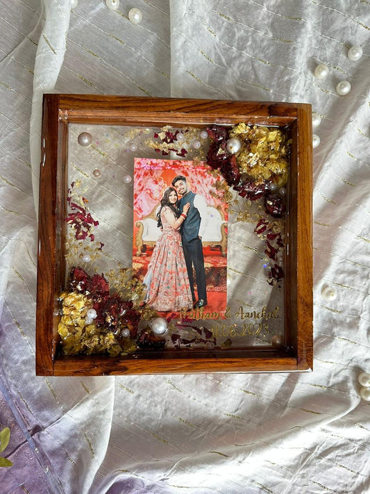 Infinity Embrace Varmala preservation Resin Frame
