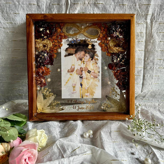 Infinity Embrace Varmala preservation Resin Frame