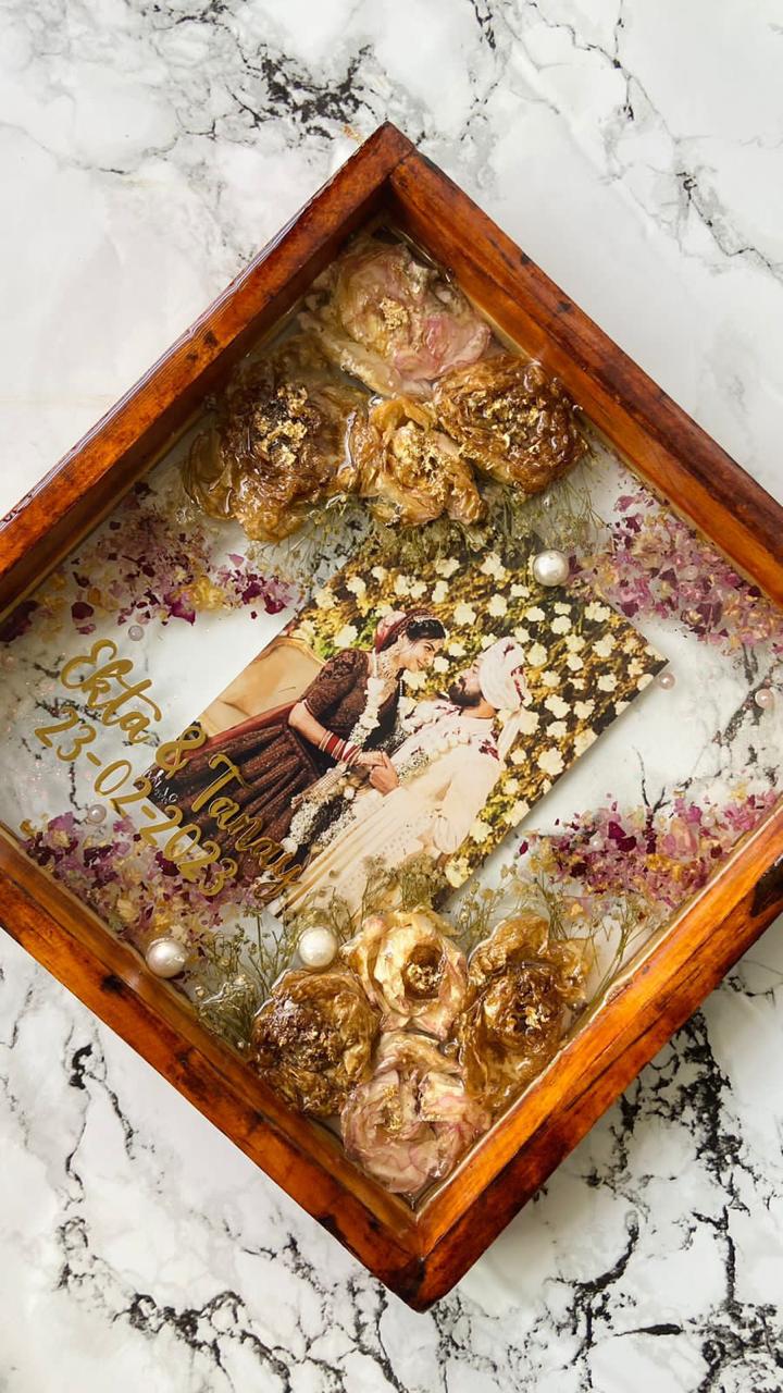 LoveLock Varmala Preservation Resin Frame
