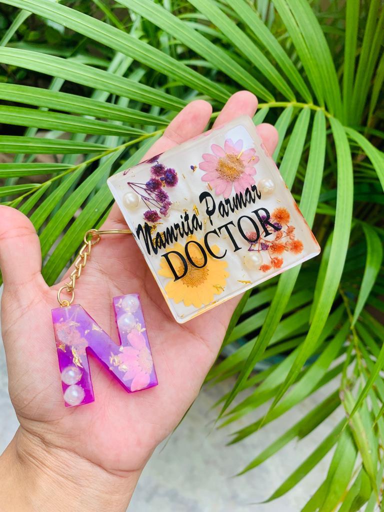 NovaLuxe Resin ‘N’ Keychain