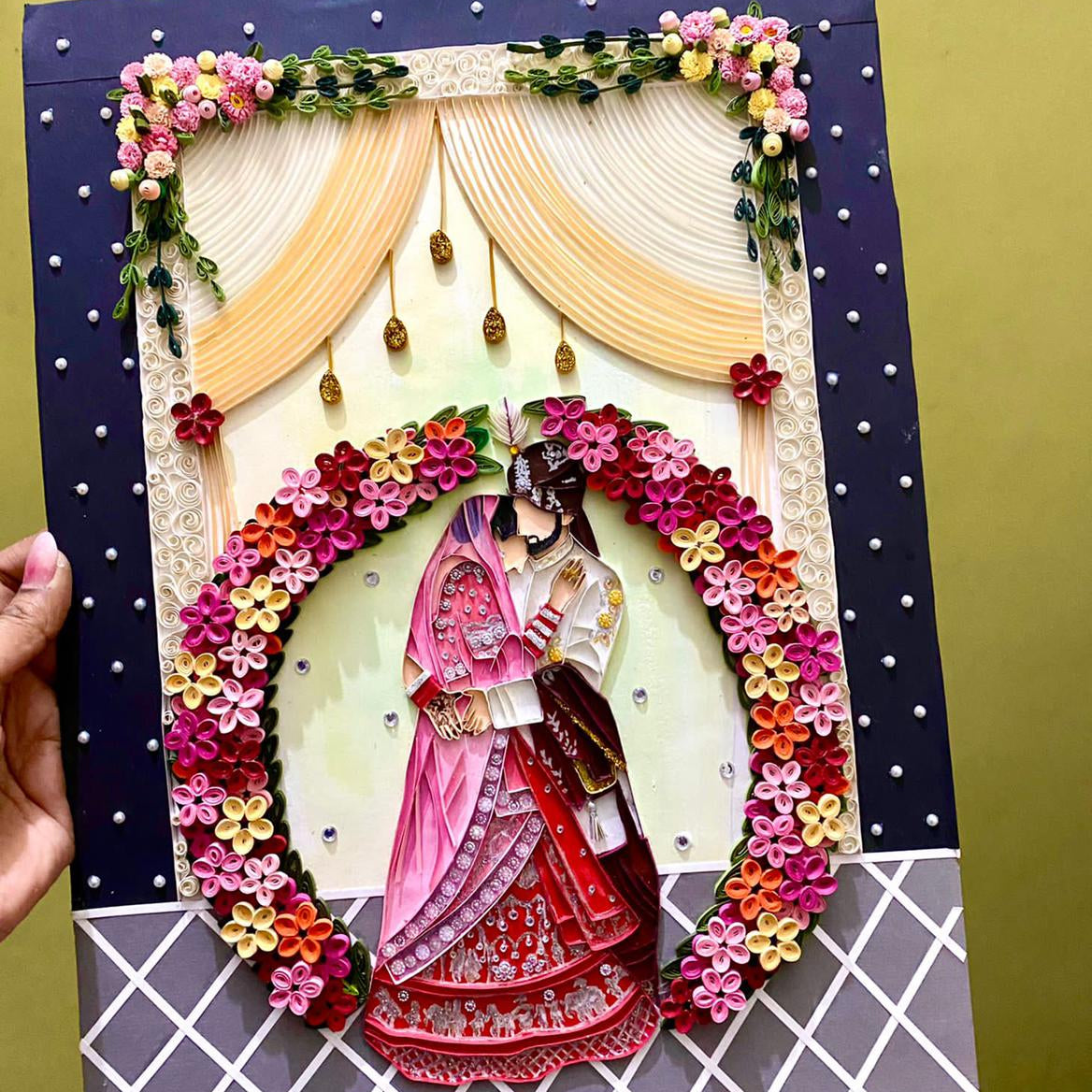 Artful Sips quilling frame