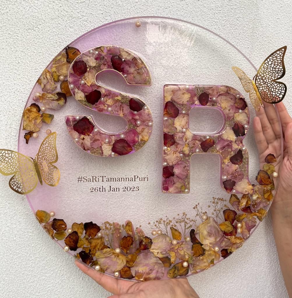 Gorgeous Epoxy Floral Preservation