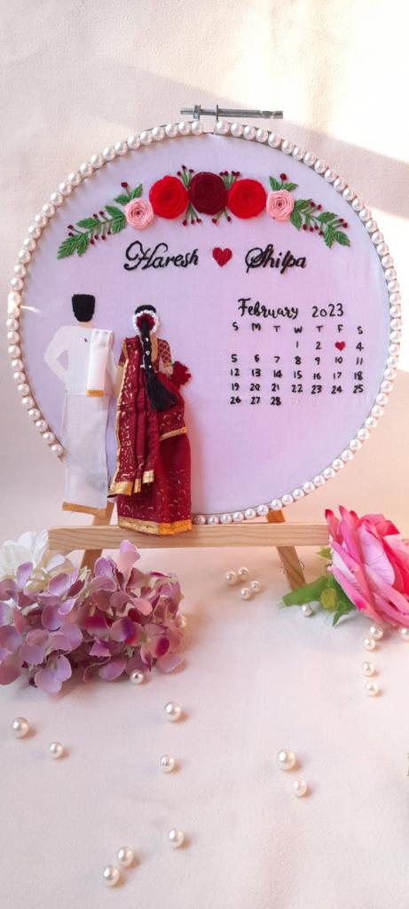 Romantic Reminders: Couple Wedding Hoop Art with Calendar