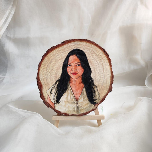 Artisanal  hand-paintedTimber Tales  disk