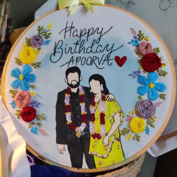 Entwined Hearts Embroidery Hoop Hand-painted