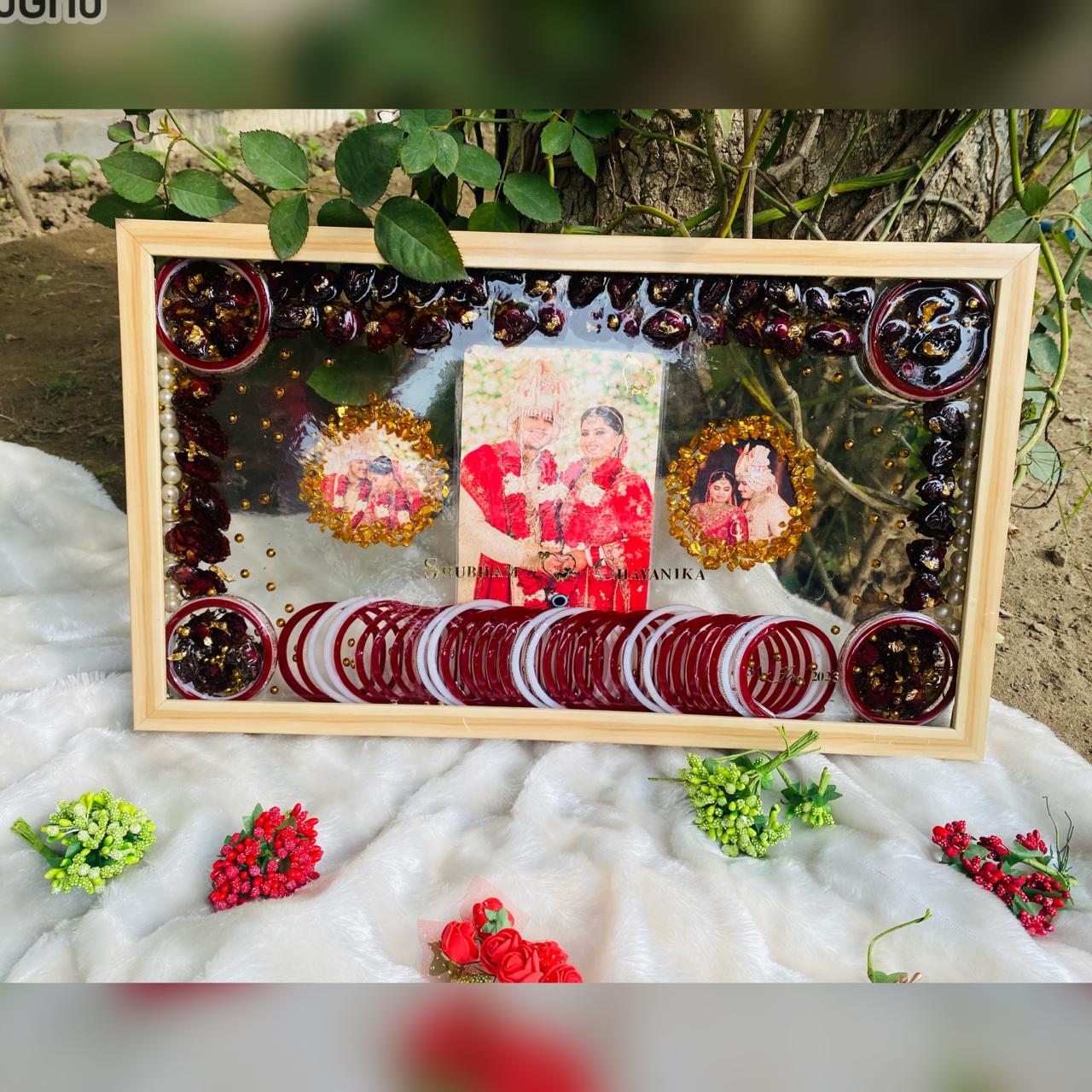 Elysian varmala preservation Resin Frame