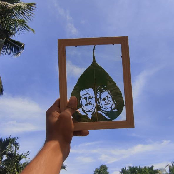 Leafy Impressions Portrait Frame