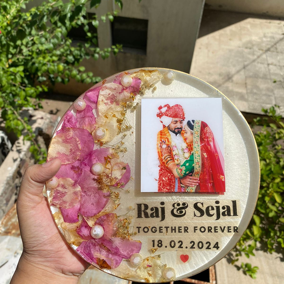 Varmala Resin Rapture Frame
