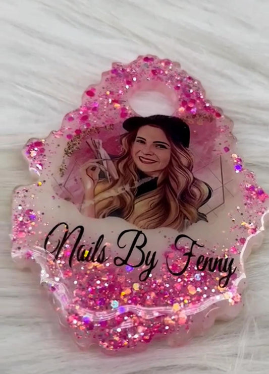 ArtisanAura Handcrafted Resin Creations