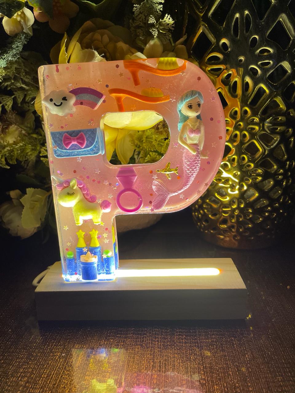 Pristine Resin 'P' Letter Initial