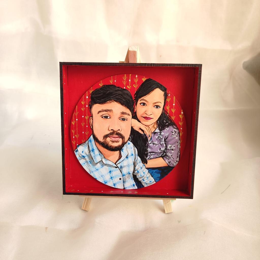 Circular Connection: Couple Hand-Painted Puzzle, 4*4 Inches
