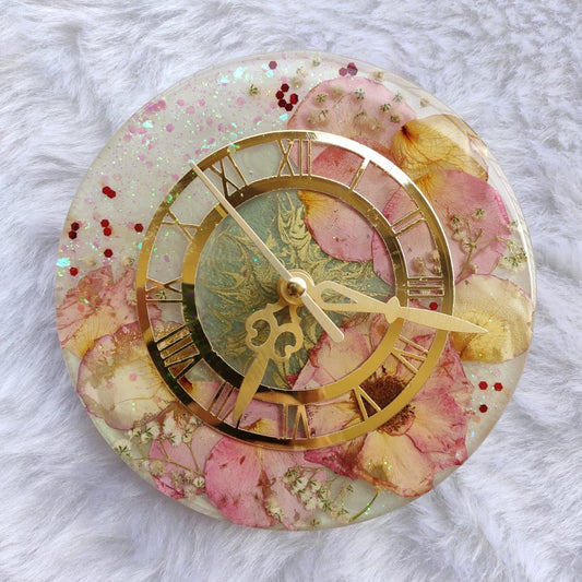 Vibrant Vines: Funky Resin Flower Preservation Clock