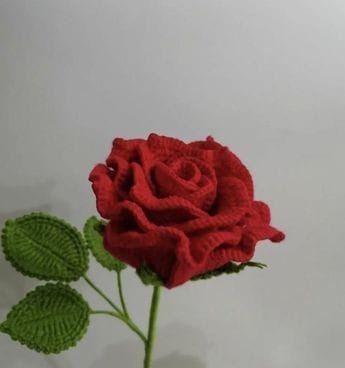 Petals of Perfection: Handcrafted Crochet Rose