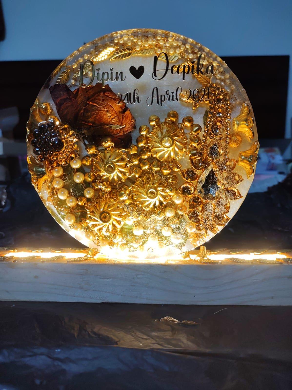 Blossom Glow: Radiant Round Resin Wedding Flower Keepsake with LED Wooden Stand