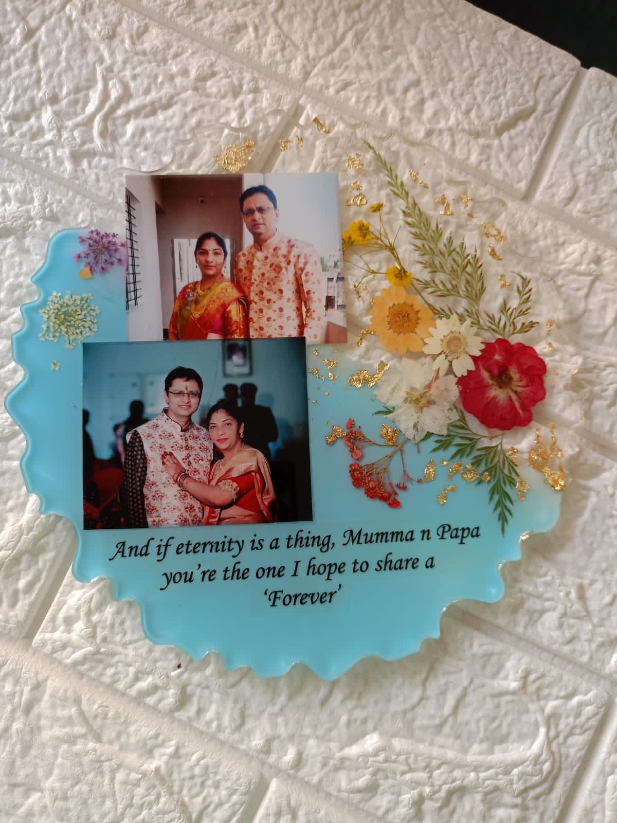 Light-Up Zigzag Frame with Couple's Photograph