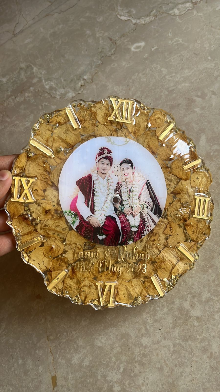 Handcrafted Flower Preservation Clock with Couple's Photo - 8 Inches