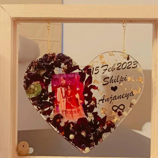 Enamored Embrace Resin Heart Frame