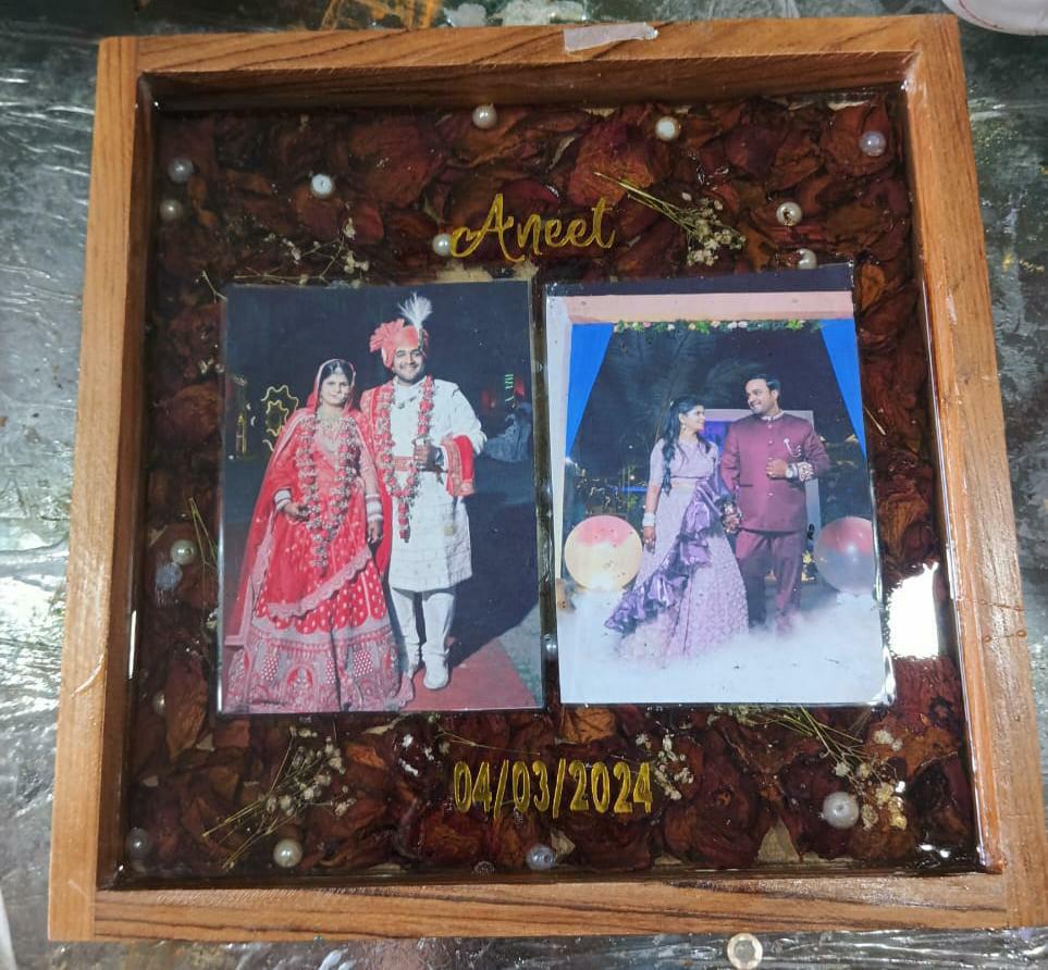 Wedding Photo Preservation Frame