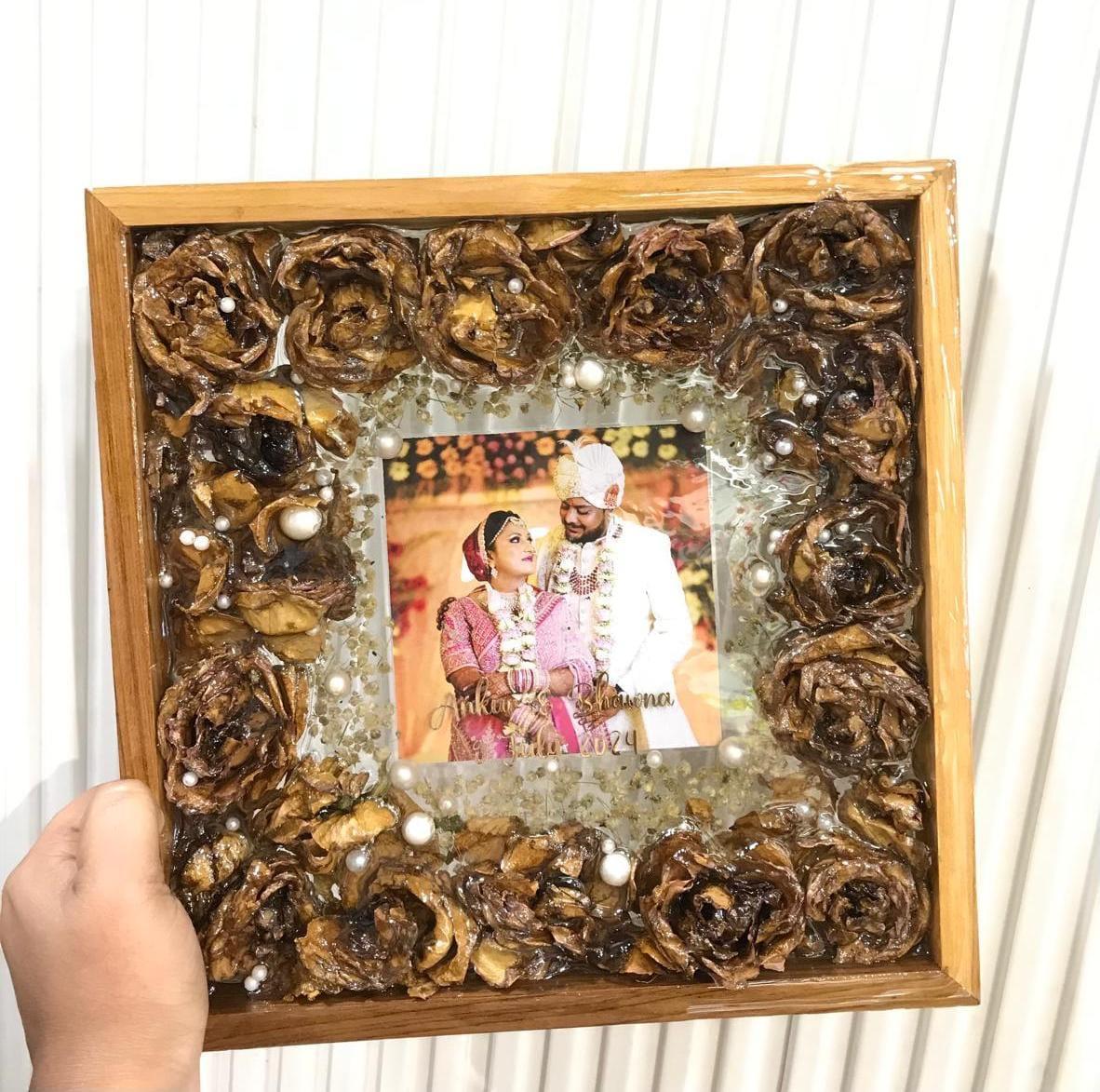 Wedding Varmala Preservation Resin Frame