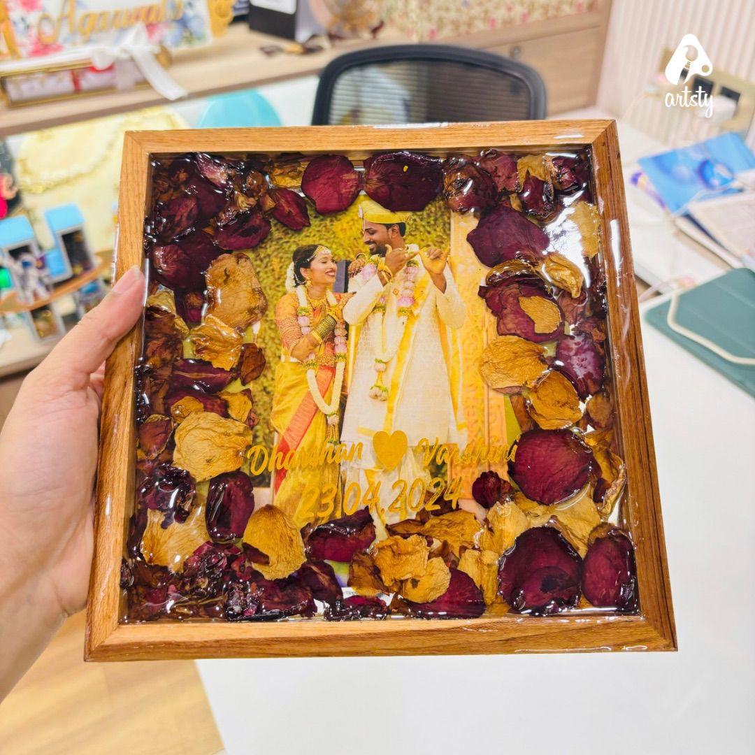 Wenshant & Sakshi Forever Yours Varmala Preservation Resin Frame