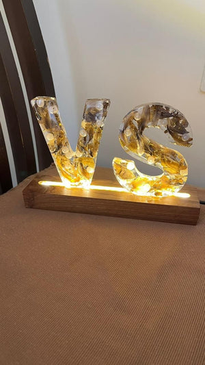 Custom LED Light Epoxy Resin Letter Decor with Preserved Flowers