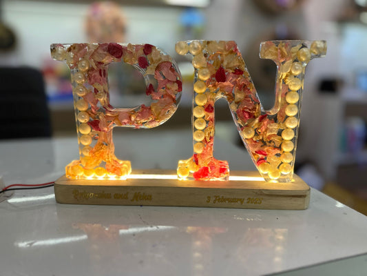 Custom LED Light Epoxy Resin Letter Dried Flowers Decor