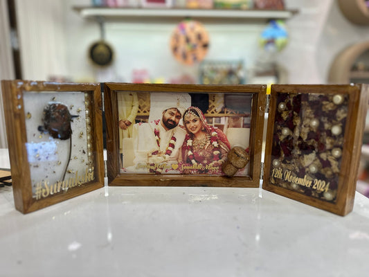 Personalized Tri-Fold Resin Photo Frame with Preserved Flowers