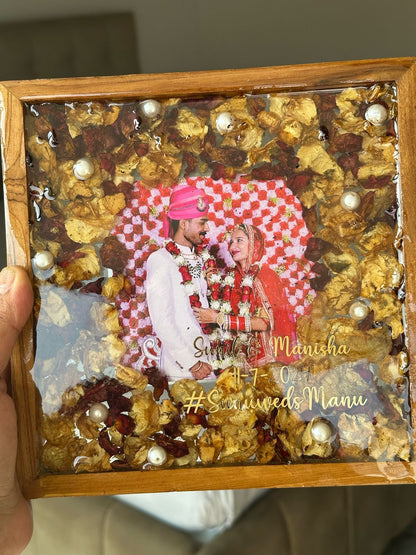 Personalized Resin Photo Frame with Preserved Flowers