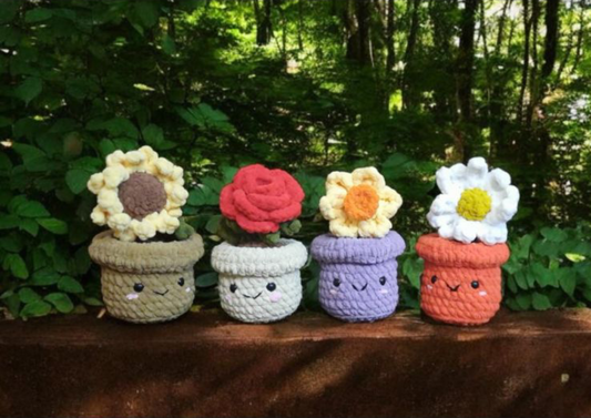 Mini Smiley crochet Flower Friends