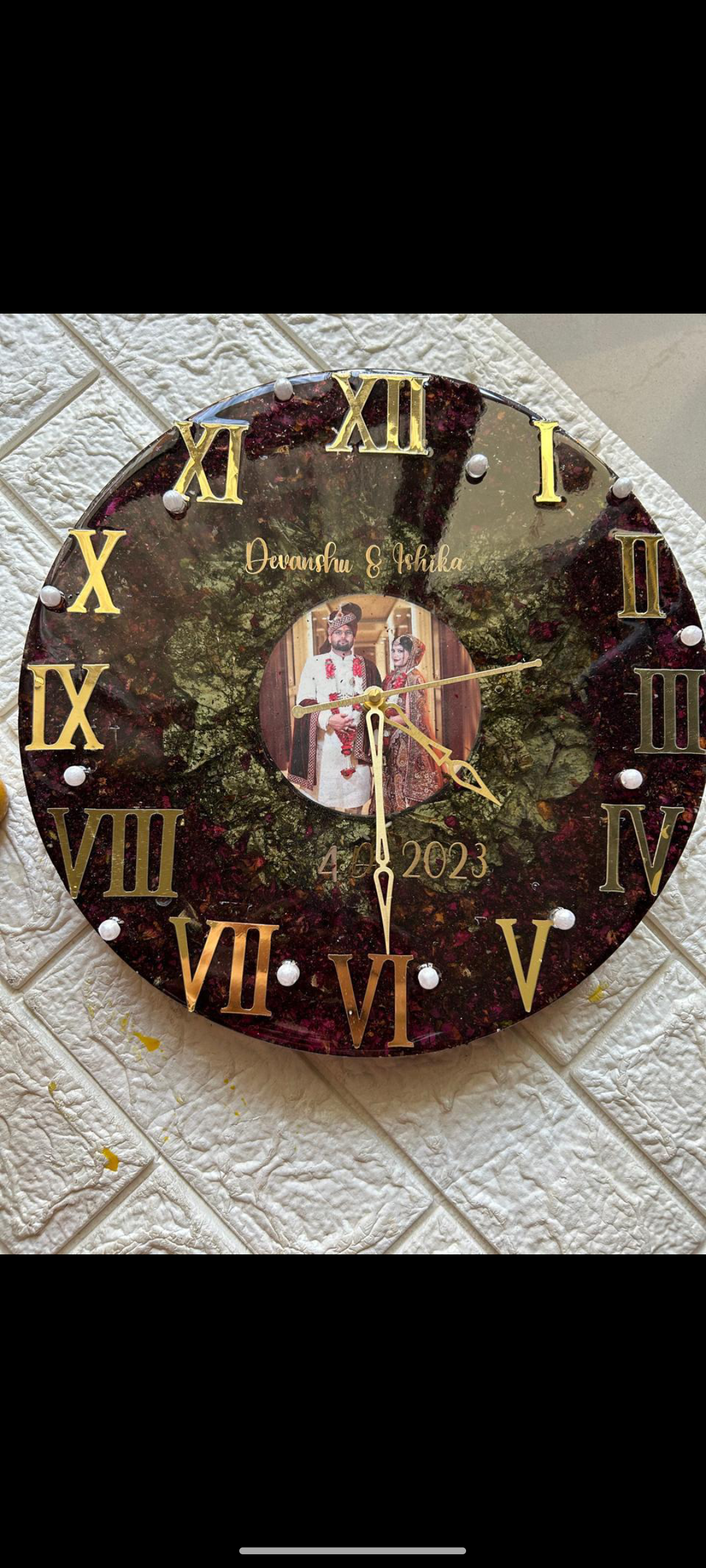 Personalized Resin Clock with Couple Photo and Roman Numerals