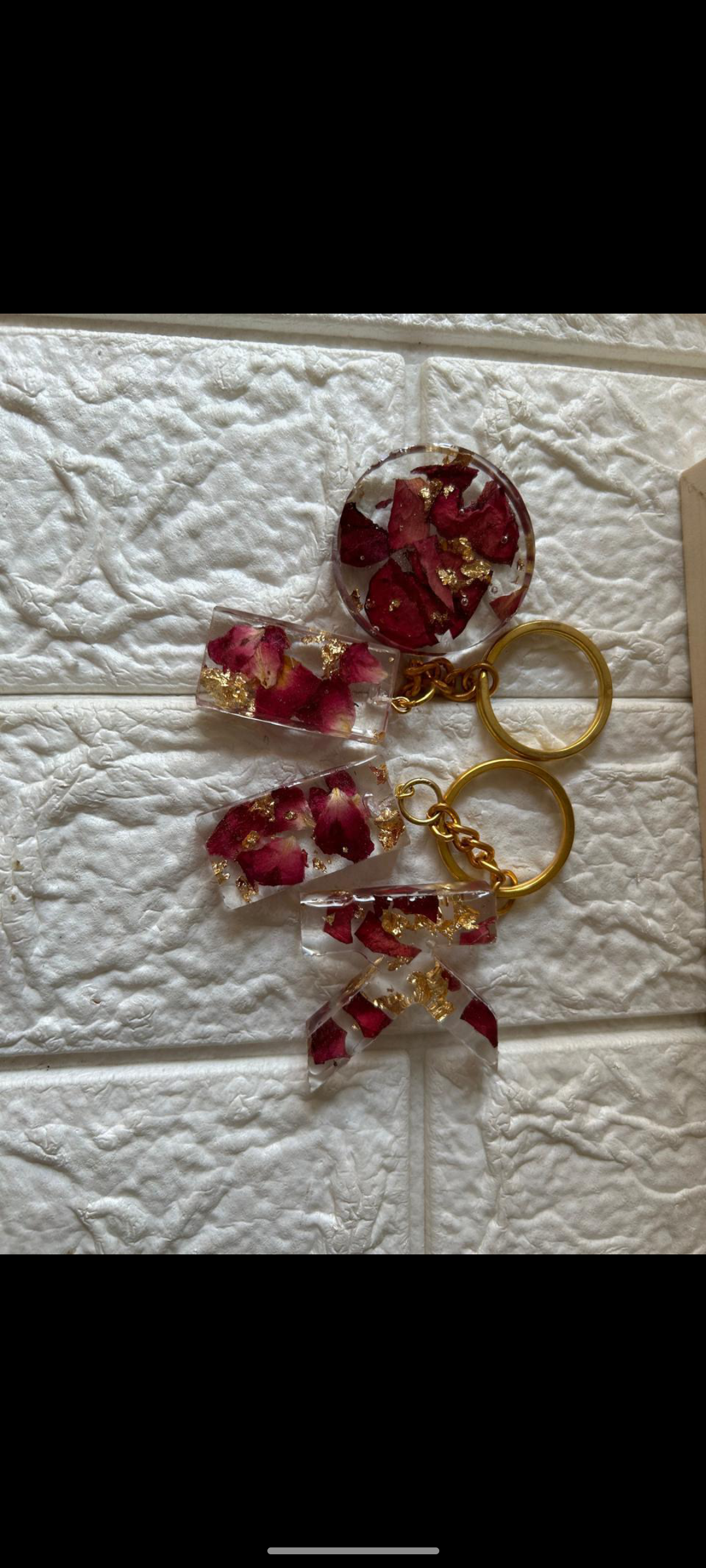 Assorted Rose Petal & Gold Flake Resin Keychains