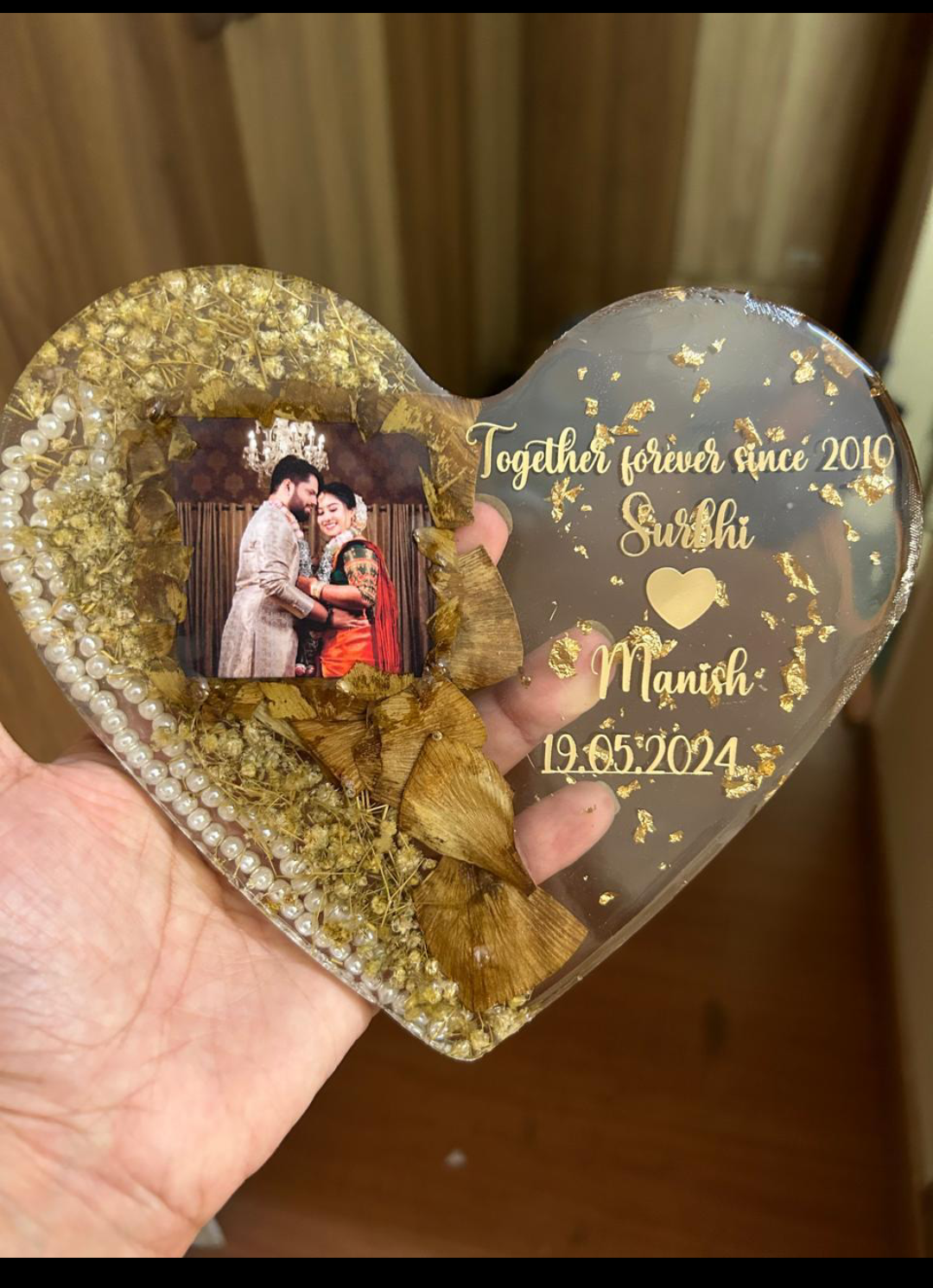 Golden Bond Heart Resin Frame