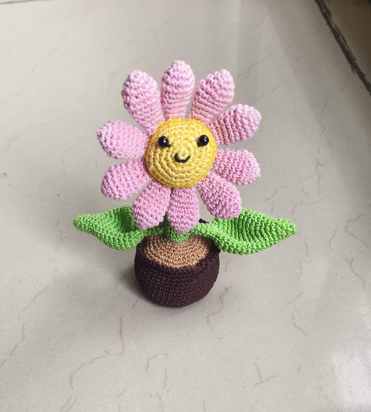 Crocheted sunflower in Pot