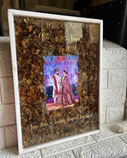 Personalized Resin Wedding Photo Frame with Inscription and Date