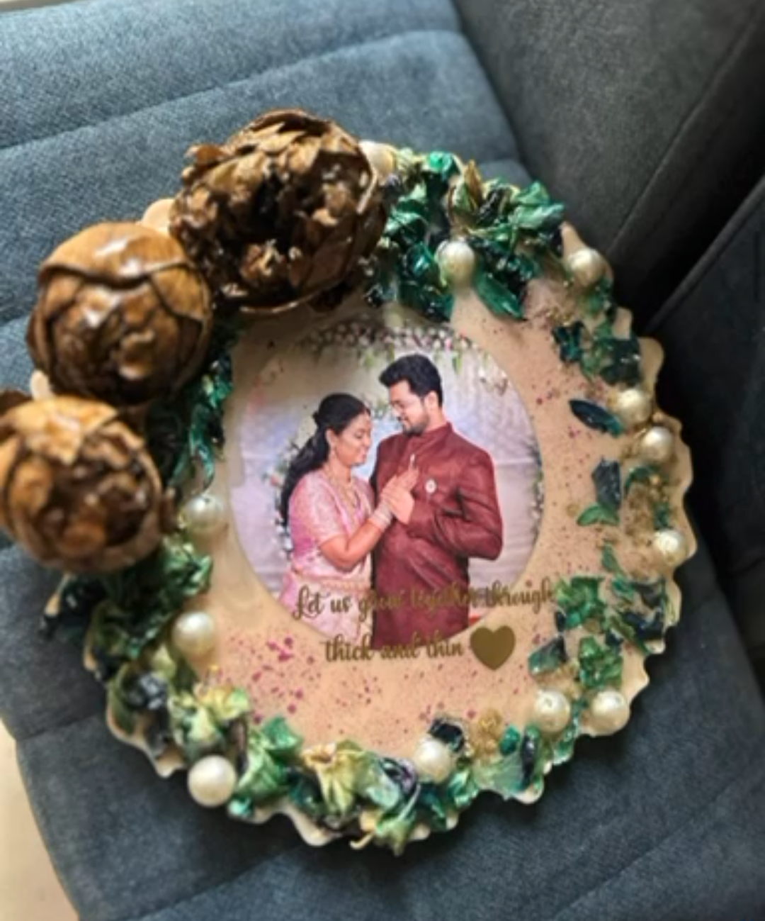 Resin Photo Plaque with "Let Us Go Through Thick and Thin" Inscription