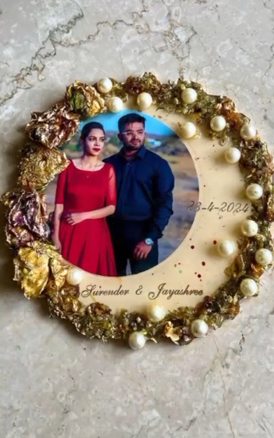 Surender &Jayashree Date Circle Keepsake"