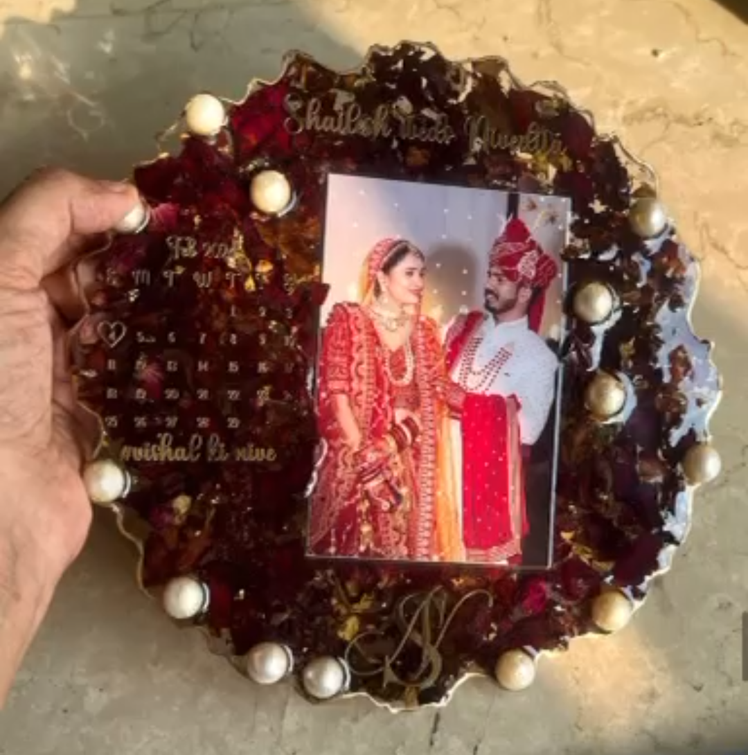 Wedding Date Calendar Resin Keepsake