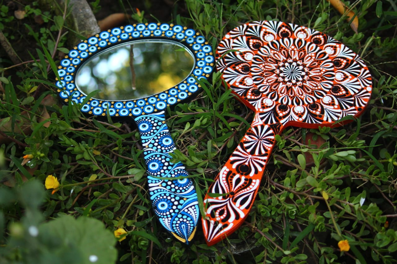 Handmade Turkish Ceramic Hand Held Mirror( single)