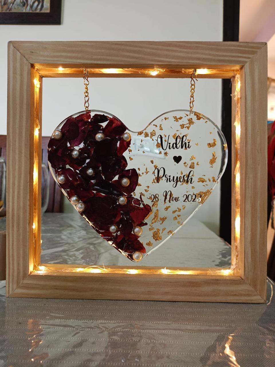 Customized LED Resin Hard with Wooden Frame Heart Shape