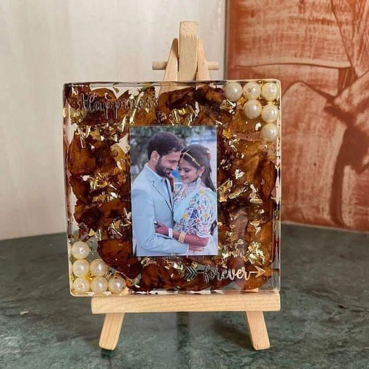Varmala Resin Flower Preservation Photo Frame