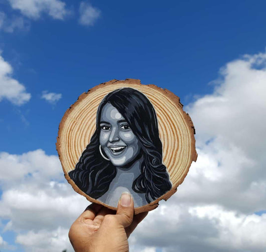 TimberTales Femme Portrait Disk