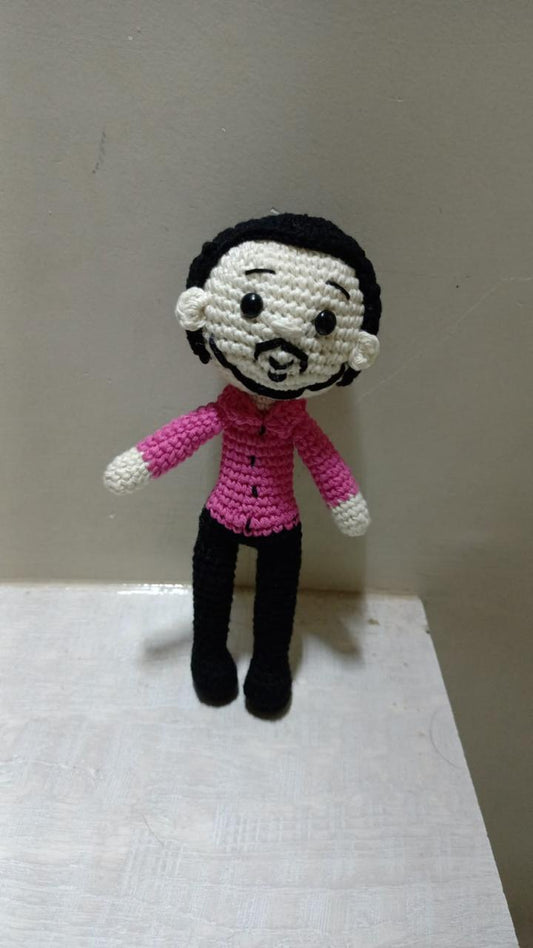 GentleStitch: Handcrafted Crochet Gentleman