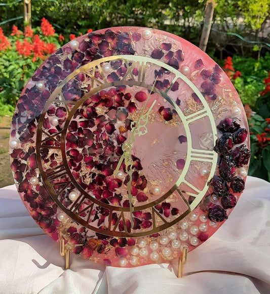 Rose-Infused Time: Resin Wall Clock with Preserved Rose Petals